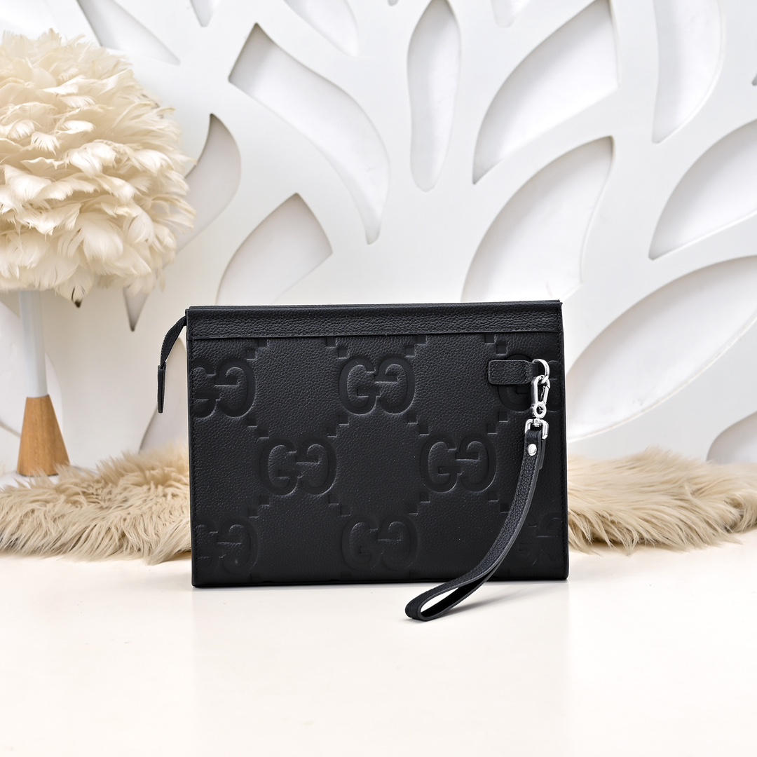 【GUCCI  公式 旗艦店】 グッチ   クラッチバッグ 当日出荷 好評に付き再入荷！27*20*5CM  241101