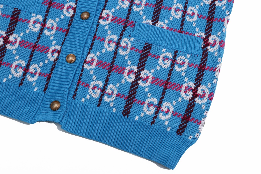 【GUCCI  公式旗艦店】グッチ  セーター好評に付き再入荷！ 241104