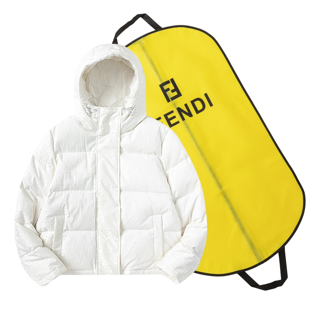 FENDI（フェンディ） ダウンジャケット  241112