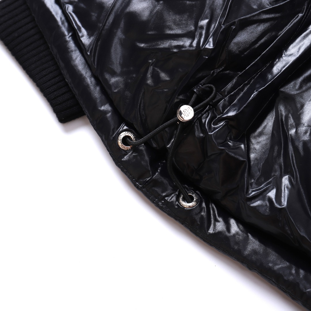 【MONCLER 公式旗艦店】モンクレール  ダウンジャケット好評に付き再入荷！ 241113