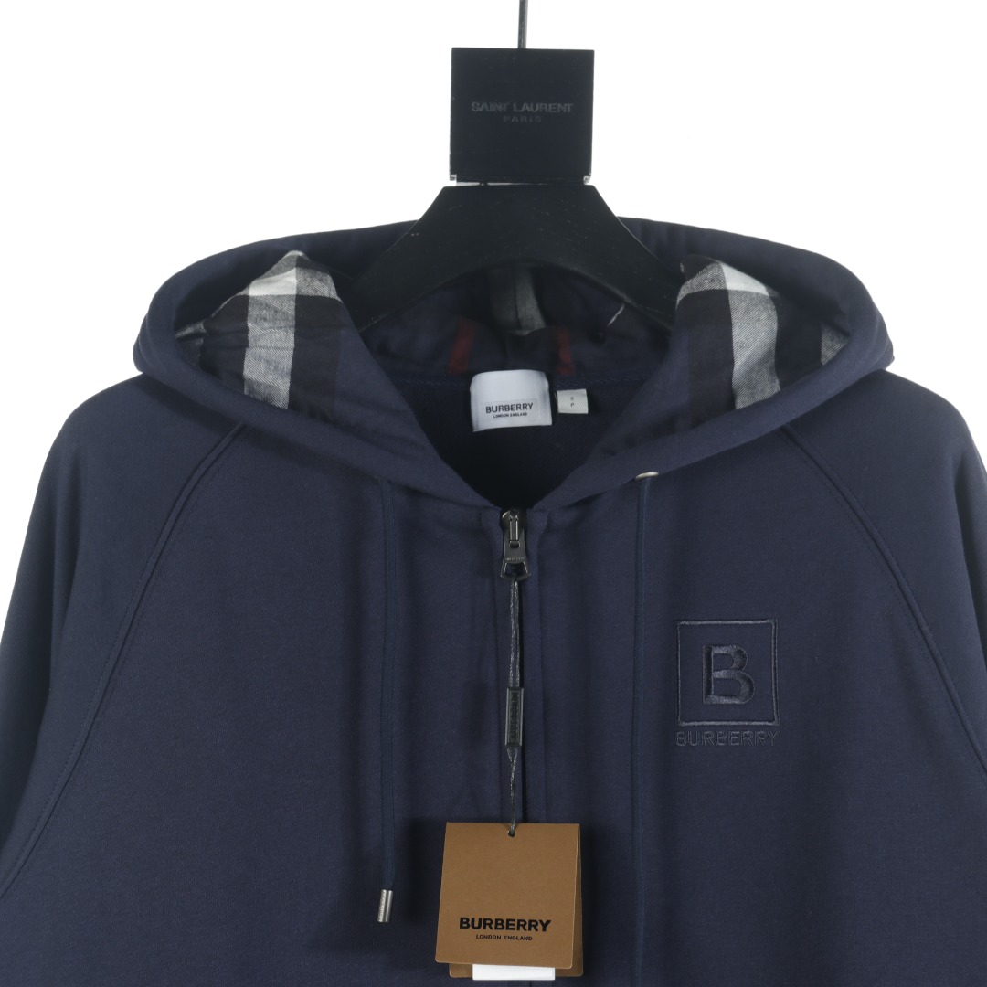 【BURBERRY  公式旗艦店】バーバリー パーカースウェットご好評に付き再入荷！