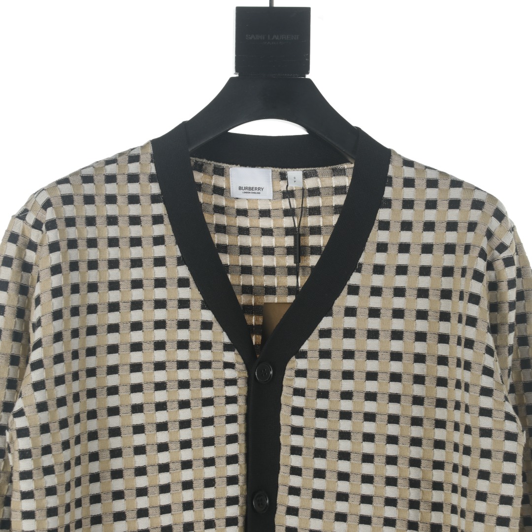 【BURBERRY  公式旗艦店】バーバリー  セーター好評に付き再入荷！241116