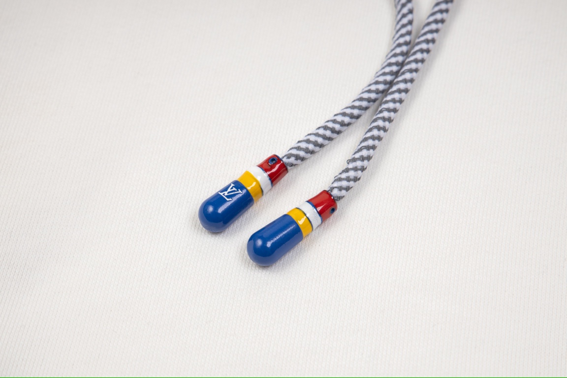 LV【LOUIS VUITTON  公式旗艦店】ルイヴィトン パーカー  スウェットご好評に付き再入荷！ 241121