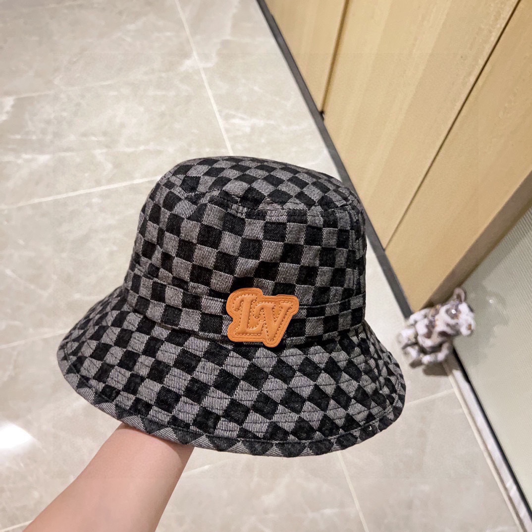 LV  LOUIS VUITTON( ルイヴィトン)フィッシャーマンズハット   241126