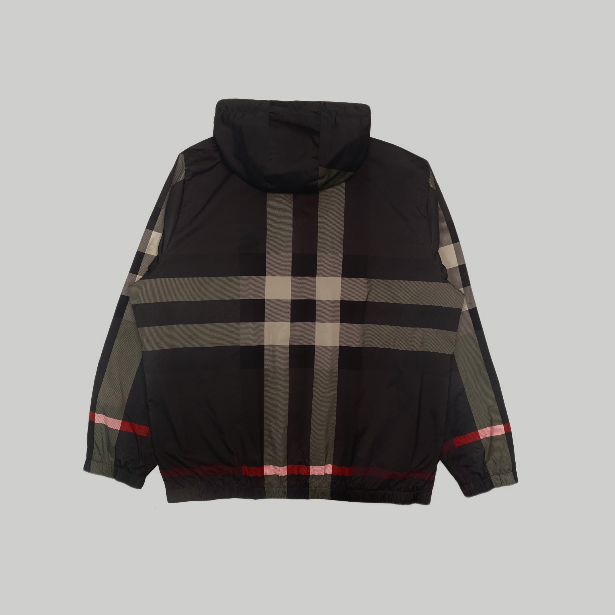 【BURBERRY  公式旗艦店】バーバリー  ジャケット 好評に付き再入荷！