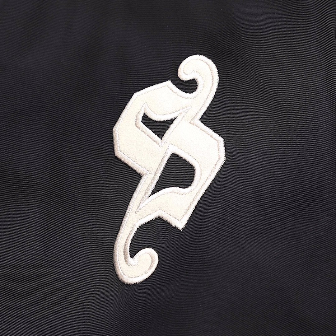 【CHROME HEARTS 公式旗艦店】クロムハーツ  ジャケット着好評に付き再入荷！