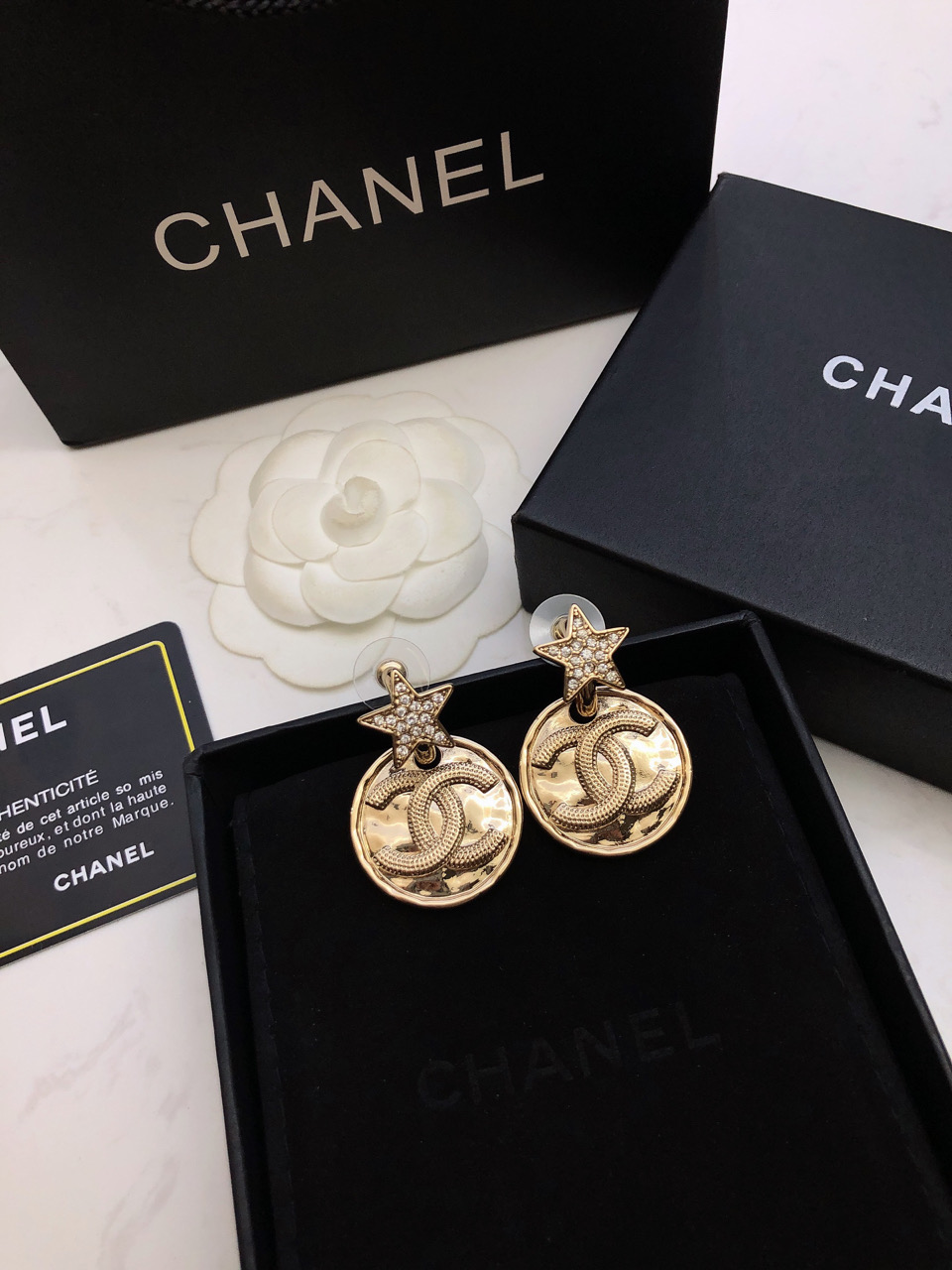 【CHANEL】 シャネル   ファッションスタイルのイヤリング