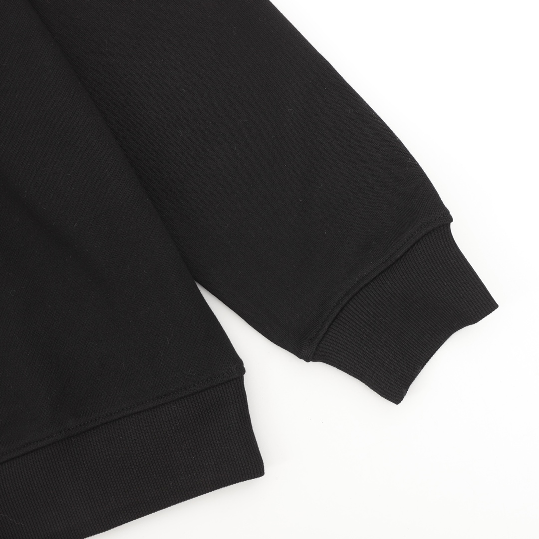 【LOEWE 公式旗艦店】 ロエベ    ご好評に付き再入荷！