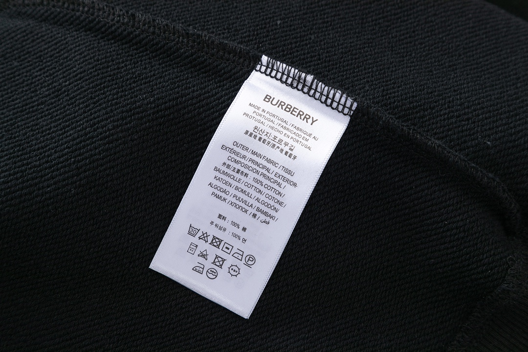 【BURBERRY 公式旗艦店】バーバリー 丸首の衛衣 スウェット ご好評に付き再入荷！