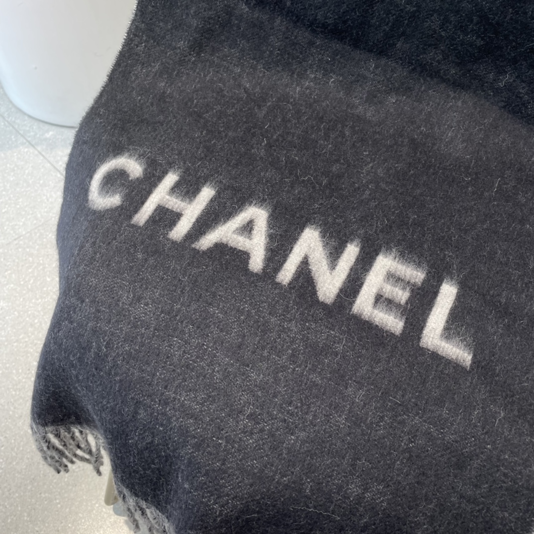 【CHANEL  シャネル 】スカーフ70*200CM