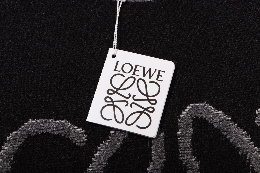 【LOEWE公式旗艦店】ロエベ  セーター好評に付き再入荷！