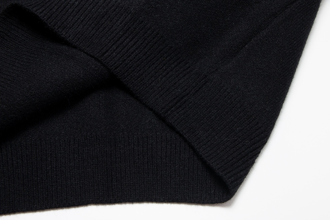 【GUCCI 公式旗艦店】グッチ  セーター好評に付き再入荷！