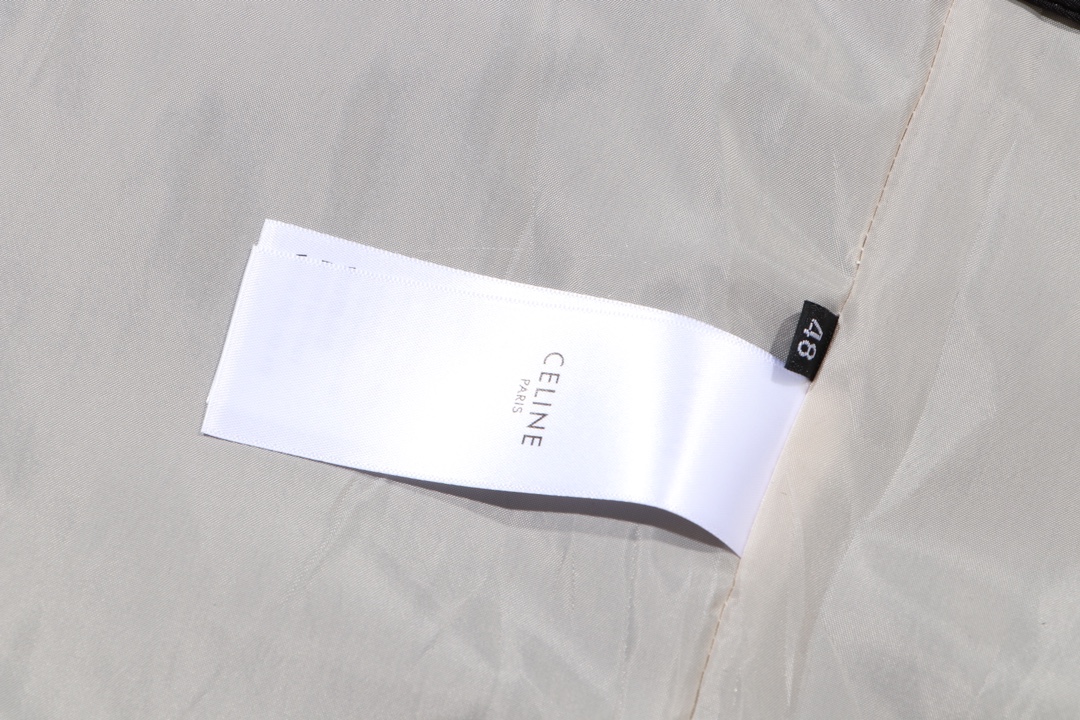【CELINE 公式旗艦店】セリーヌ  ジャケット着好評に付き再入荷！