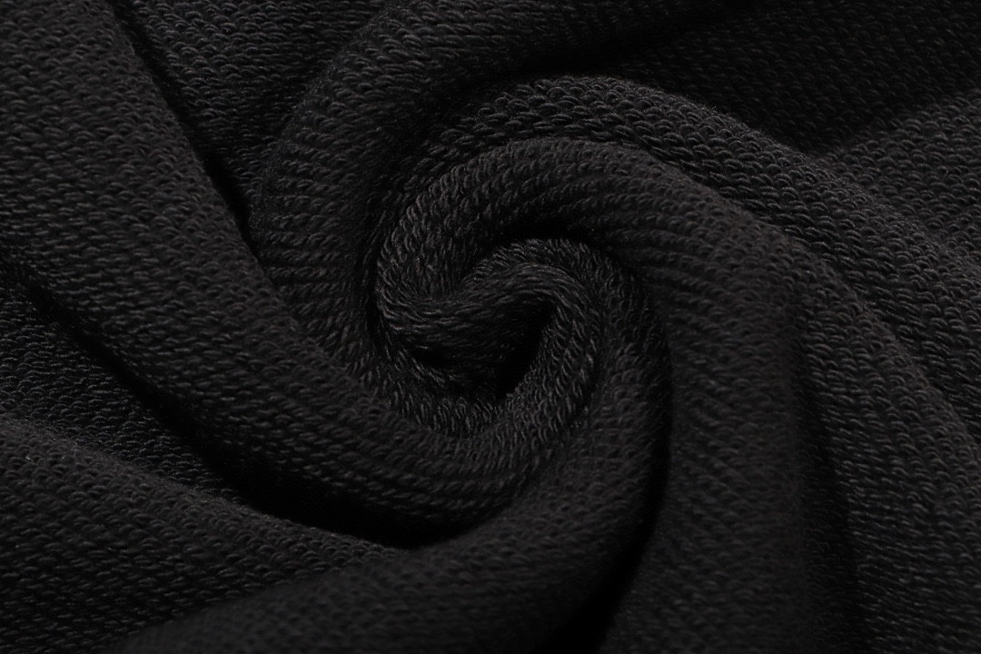 【VERSACE 公式旗艦店】ヴェルサーチ   丸首の衛衣  スウェットご好評に付き再入荷！