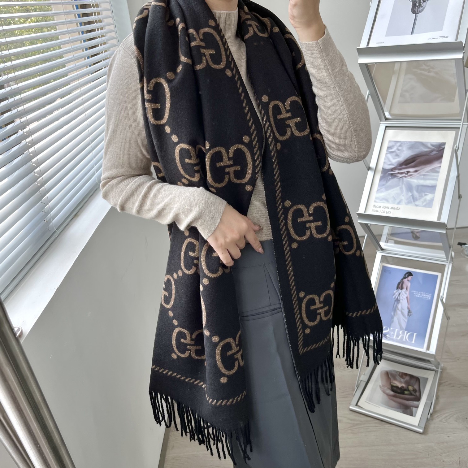 【GUCCI グッチ】スカーフ70*180CM