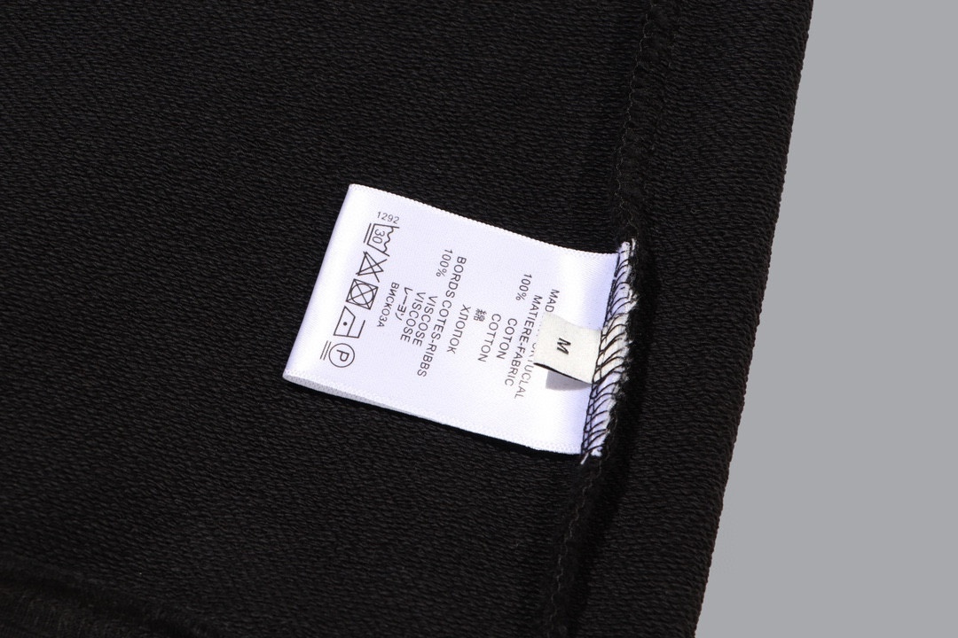 【PRADA 公式旗艦店】プラダ パーカー スウェット ご好評に付き再入荷！