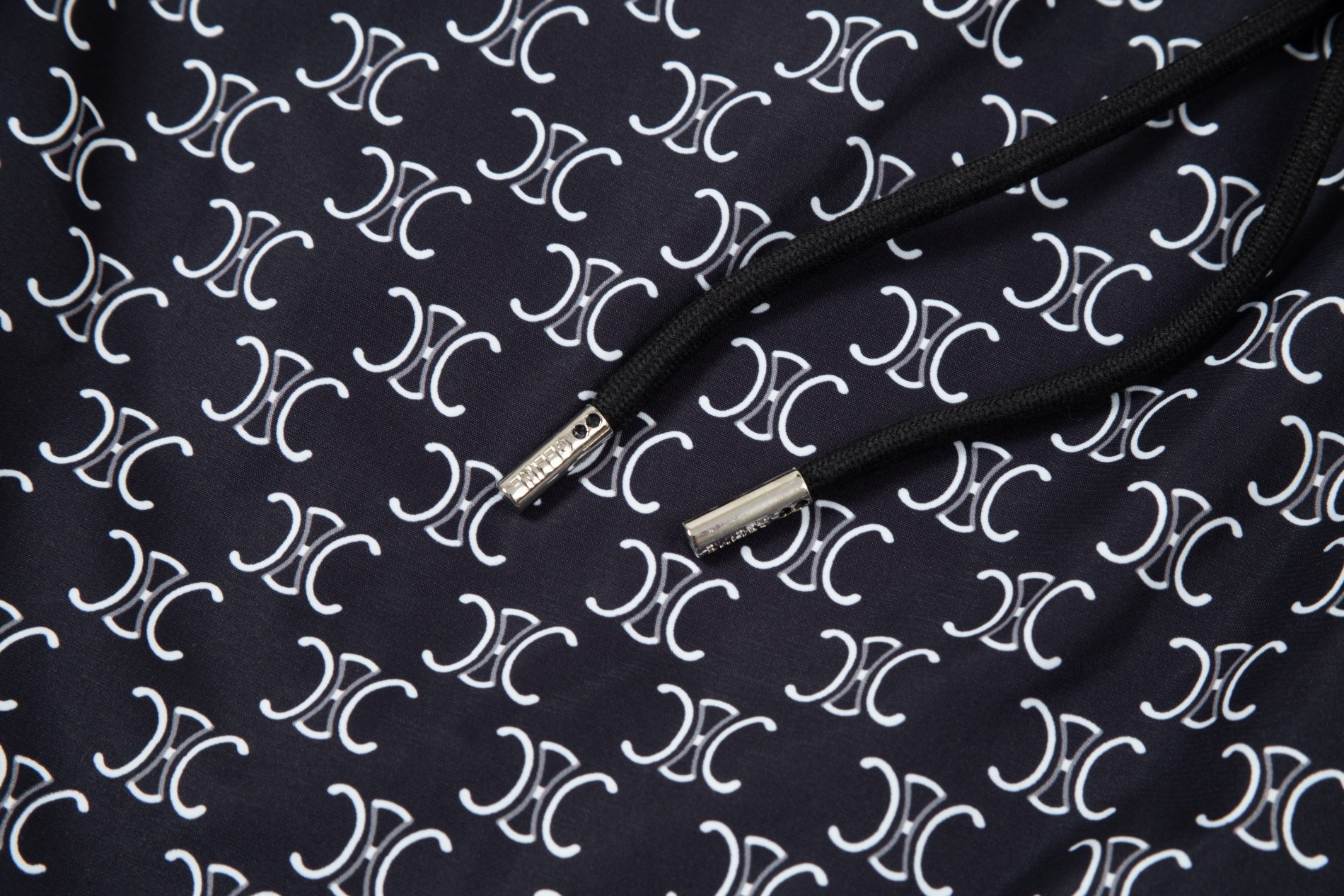 【CELINE  公式旗艦店】セリーヌ   ショートパンツ  ご好評に付き再入荷！