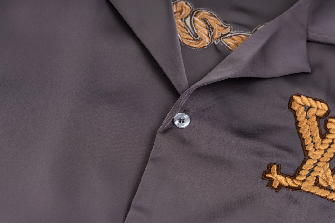 【LOUIS VUITTON  公式旗艦店】ルイヴィトン 半袖シャツ ご好評に付き再入荷！