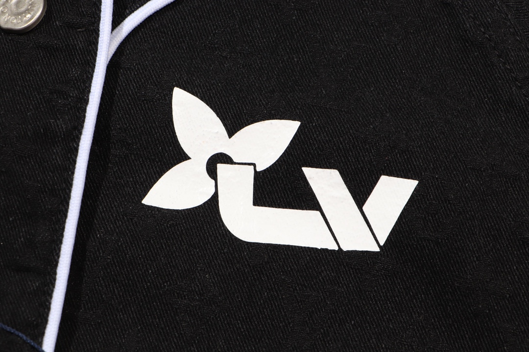 【LOUIS VUITTON  公式旗艦店】ルイヴィトン 半袖シャツ ご好評に付き再入荷！