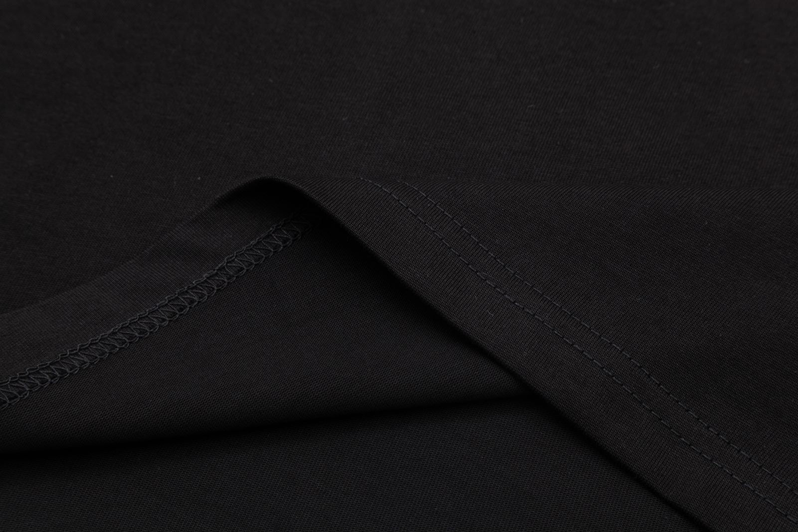 【CHANEL 公式旗艦店】シャネル  Tシャツ ご好評に付き再入荷 240719