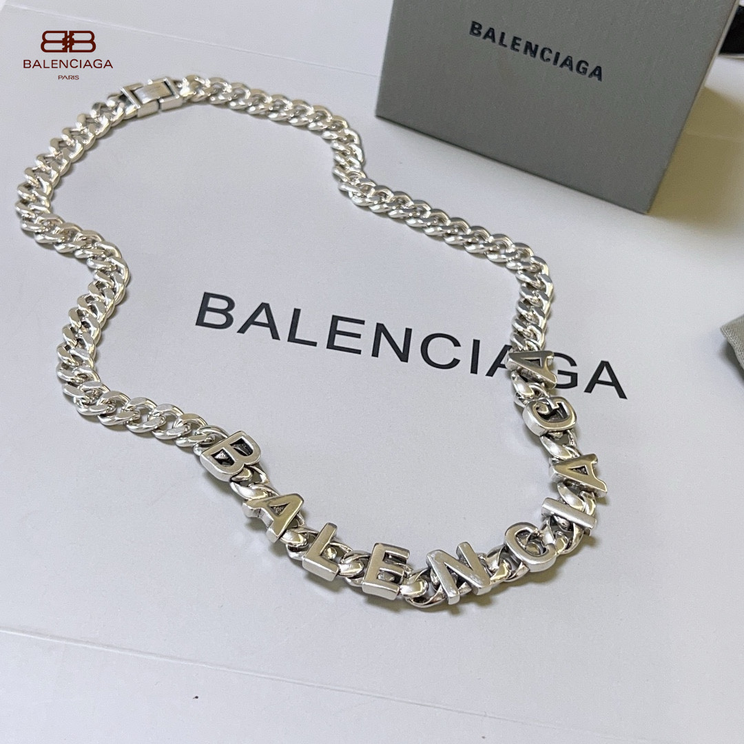 【BALENCIAGA】ネックレス、新しいネックレス万能シンプルファッションオーナメント  240814