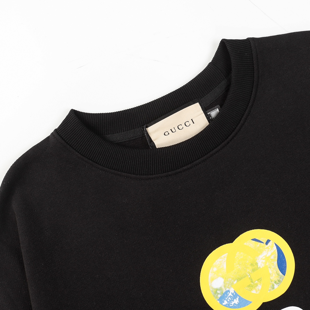 【GUCCI  公式旗艦店】グッチ  丸首の衛衣 スウェットご好評に付き再入荷 240816