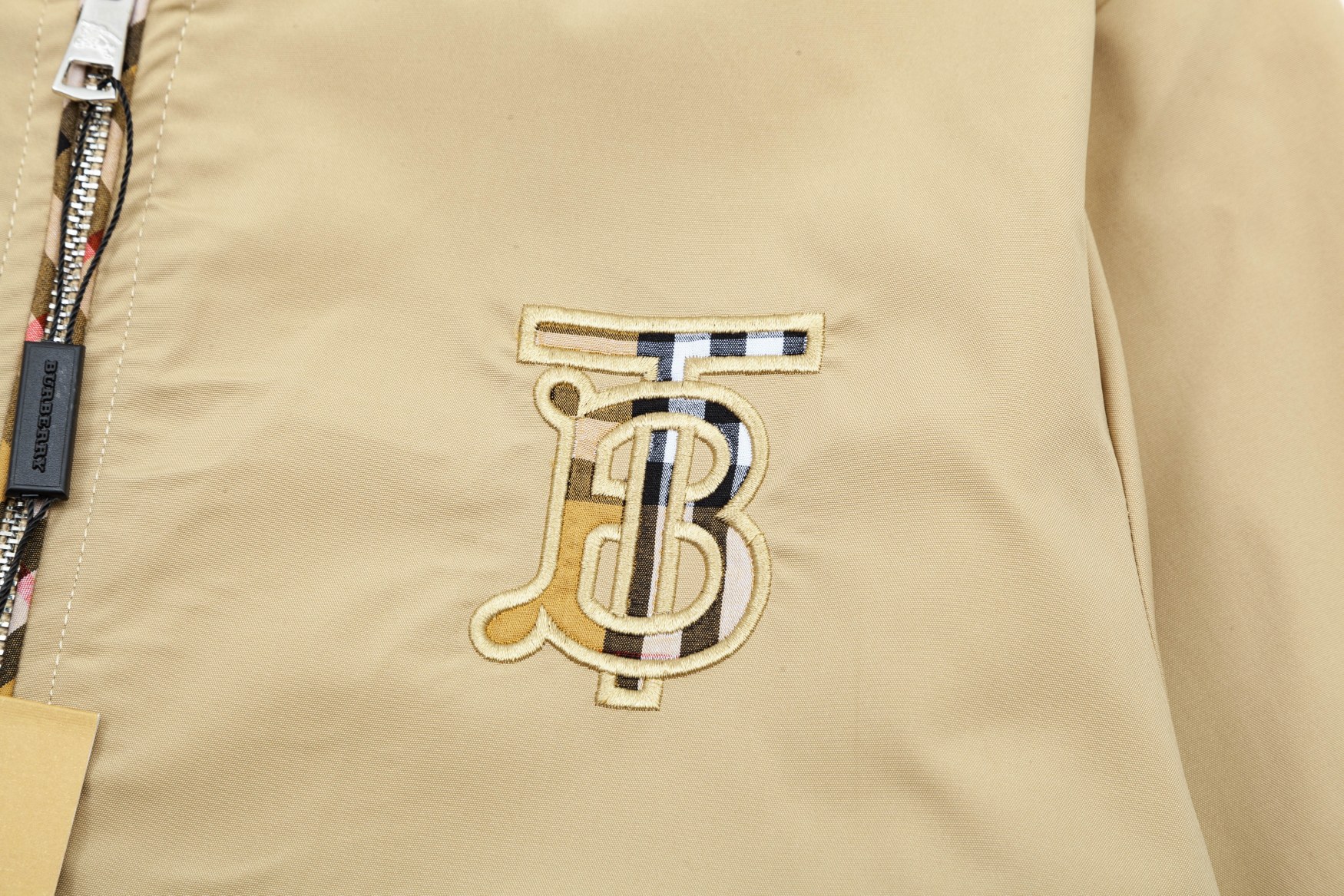 【BURBERRY】バーバリー   ジャケット着 男女兼用 ご好評に付き再入荷！240920