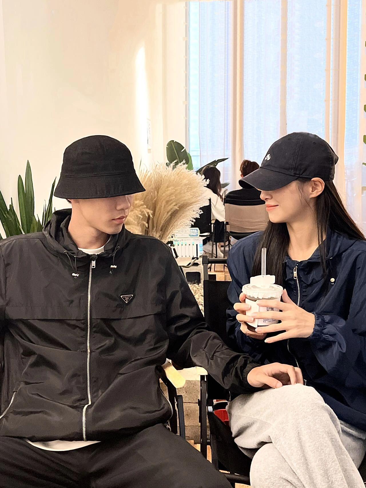 【PRADA】プラダ  ジャケット着  ご好評に付き再入荷！240920