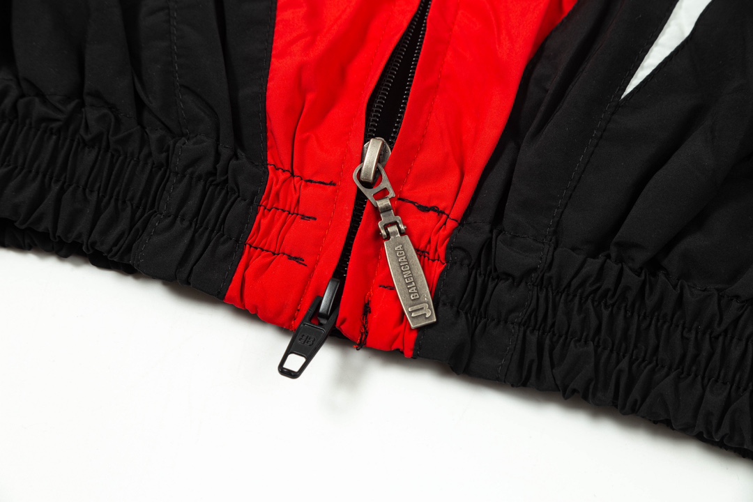 【BALENCIAGA】バレンシアガ  ジャケット着ご好評に付き再入荷！240923