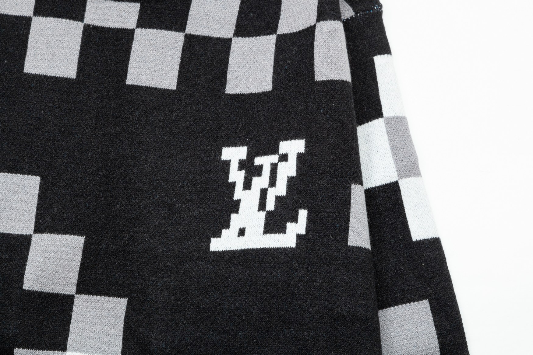 【LOUIS VUITTON 公式旗艦店】ルイヴィトン  セーター好評に付き再入荷！ 240927