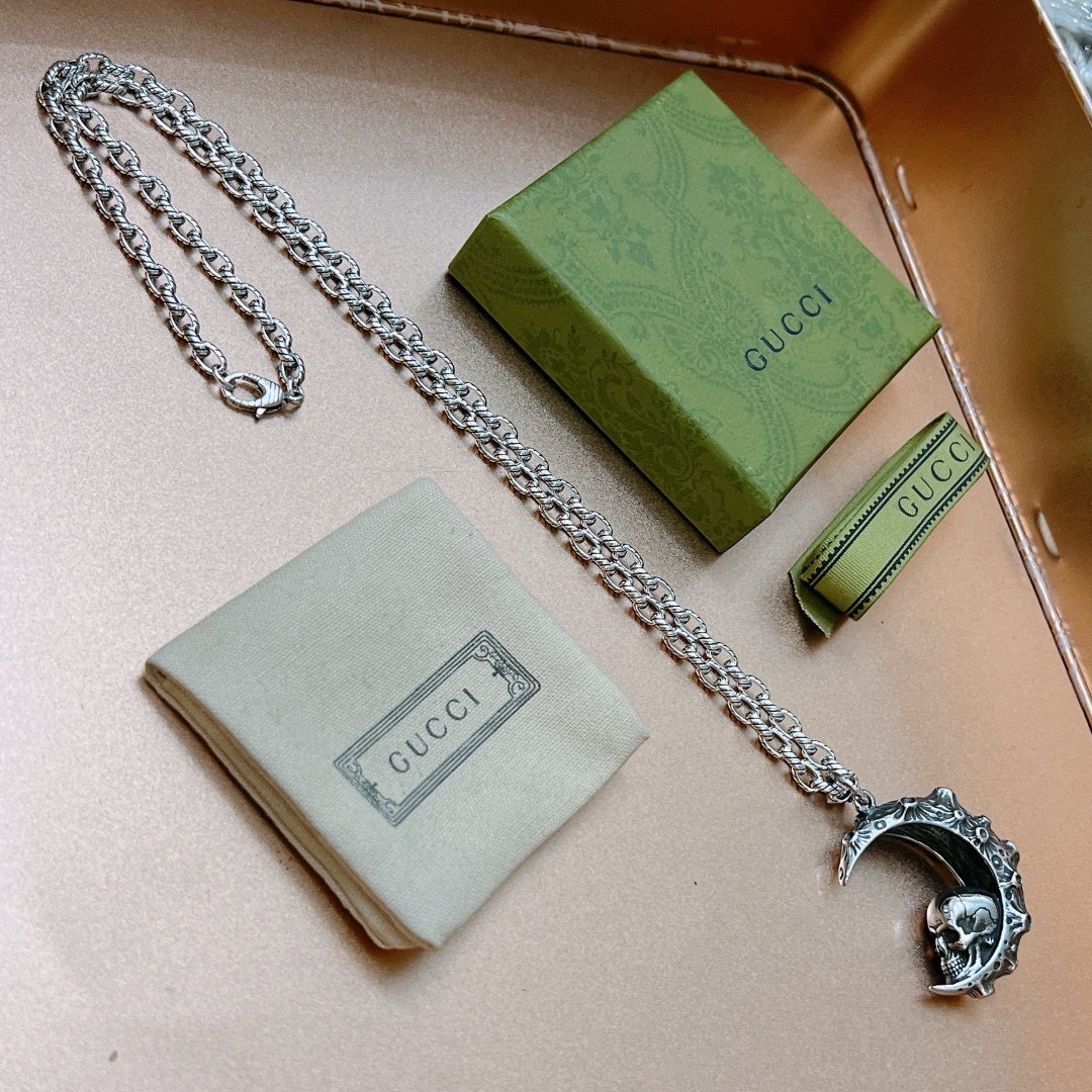 【GUCCI】ネックレス、新しいネックレス万能シンプルファッションオーナメント241015