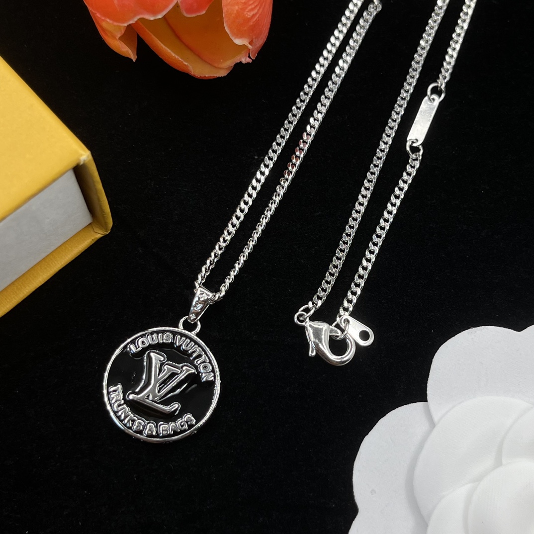 【LOUIS VUITTON】ネックレス、新しいネックレス万能シンプルファッションオーナメント241015