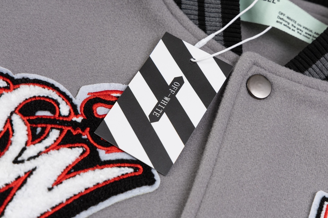 【OFF-WHITE  公式旗艦店】オフホワイト  野球着  ジャケット着ご好評に付き再入荷！241023