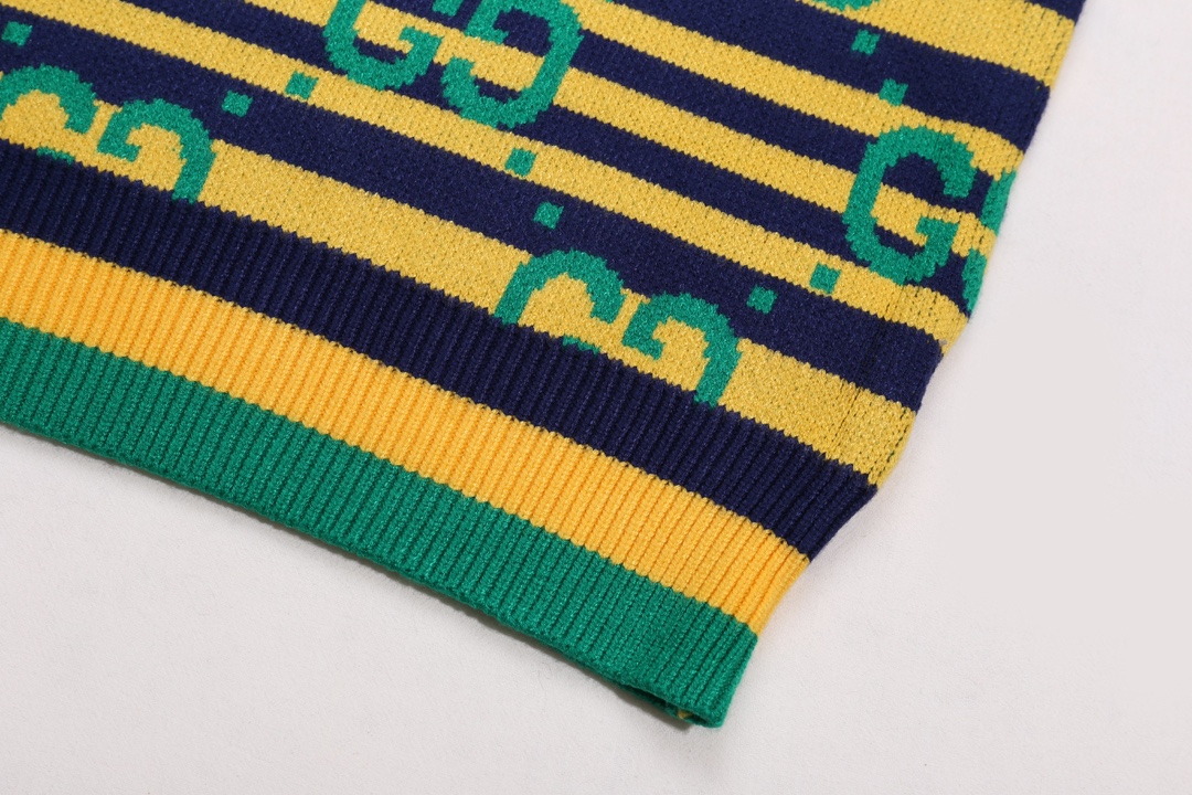 【GUCCI  公式旗艦店】グッチ  セーター好評に付き再入荷！ 241029