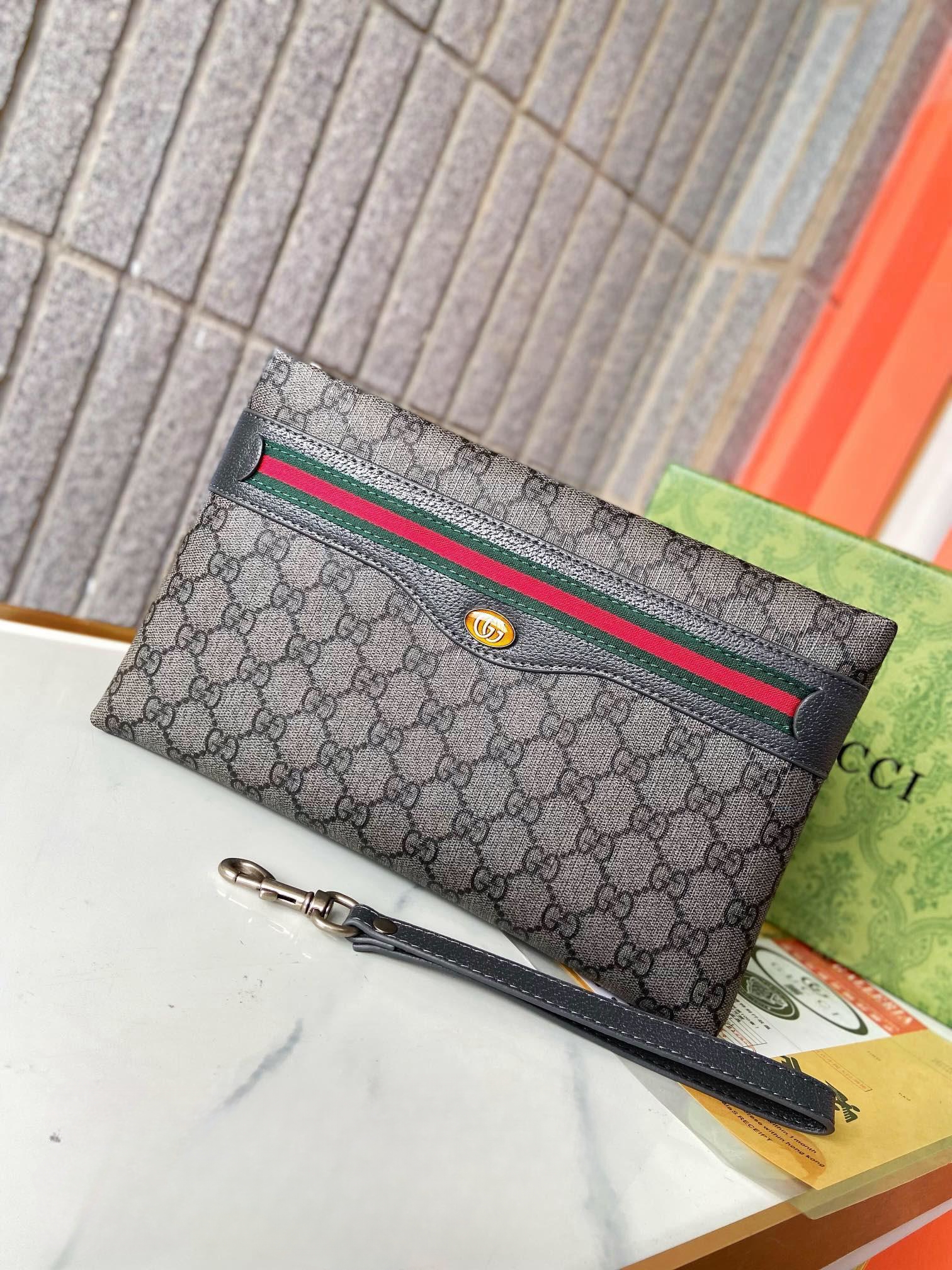 【GUCCI  公式 旗艦店】 グッチ   クラッチバッグ 当日出荷 好評に付き再入荷！28*18*2.5CM  241101
