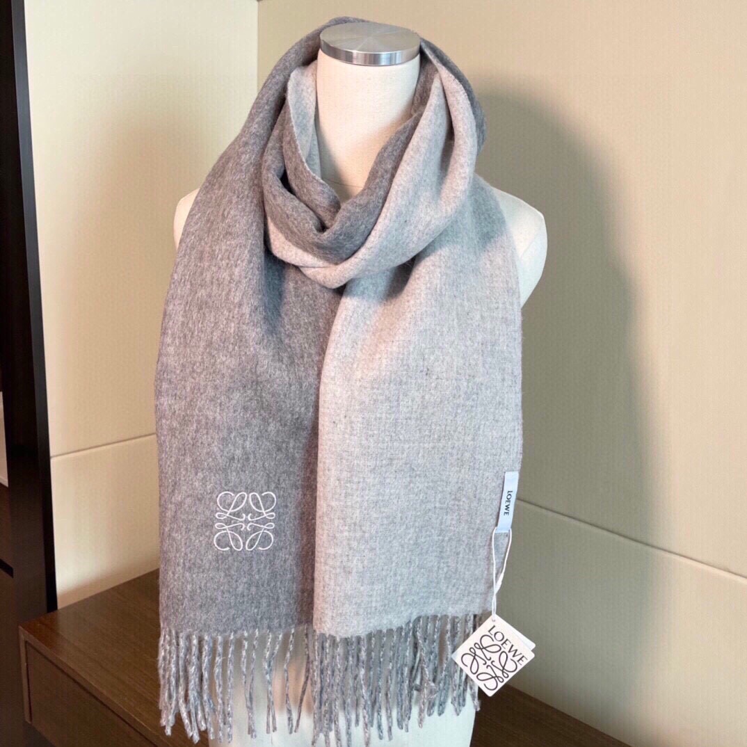 【LOEWE ロエベ】スカーフ32*180CM   241109
