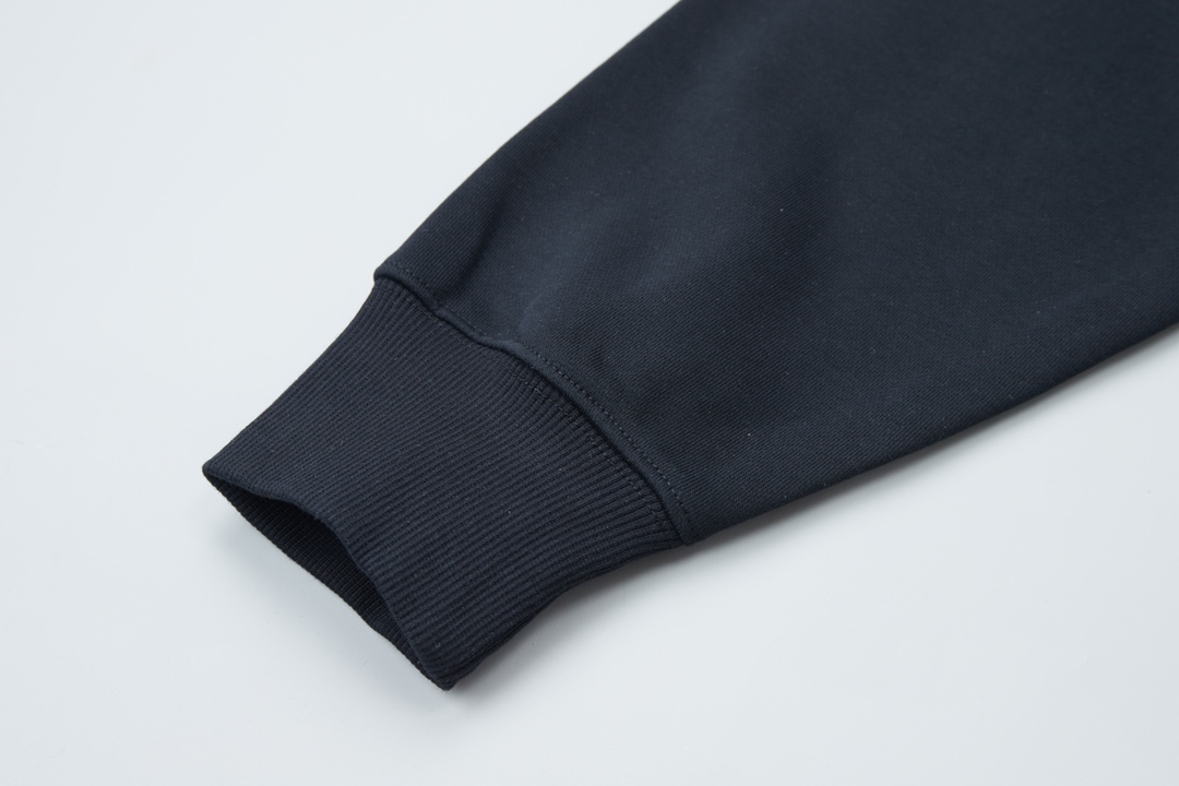 【CHROME HEARTS 公式旗艦店】クロムハーツ  丸首の衛衣 スウェット ご好評に付き再入荷240829