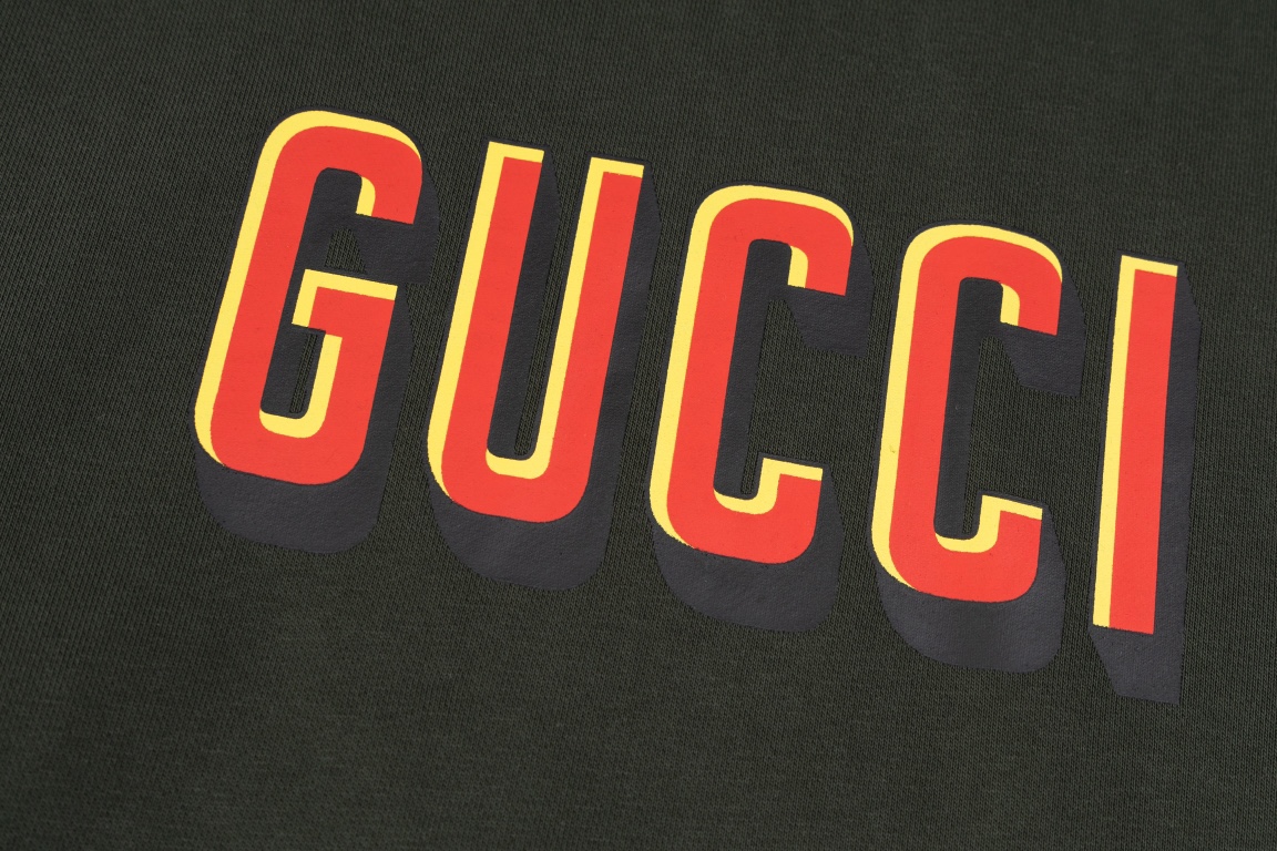 【GUCCI  公式旗艦店】グッチ  パーカー  スウェット ご好評に付き再入荷！241120