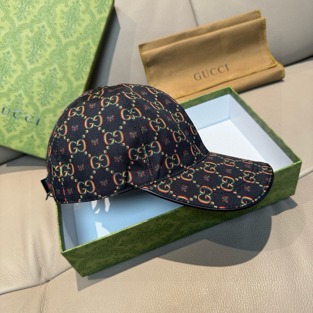 【GUCCI  クッチ 】【数量限定】 野球帽 / ハット  241126