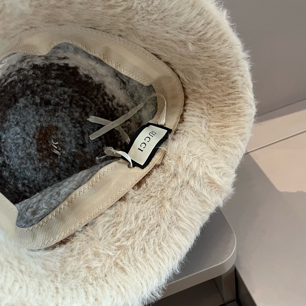 GUCCI(グッチ)フィッシャーマンズハット  241126