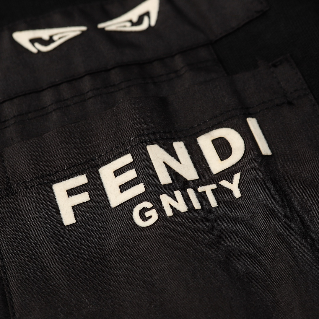 【FENDI  公式旗艦店】フェンディ丸首の衛衣 スウェット ご好評に付き再入荷！