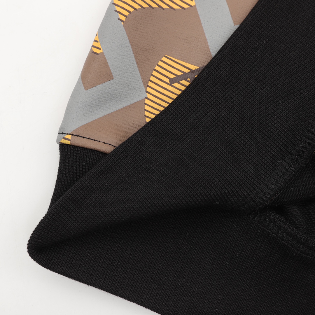 【FENDI  公式旗艦店】フェンディ丸首の衛衣 スウェット ご好評に付き再入荷！