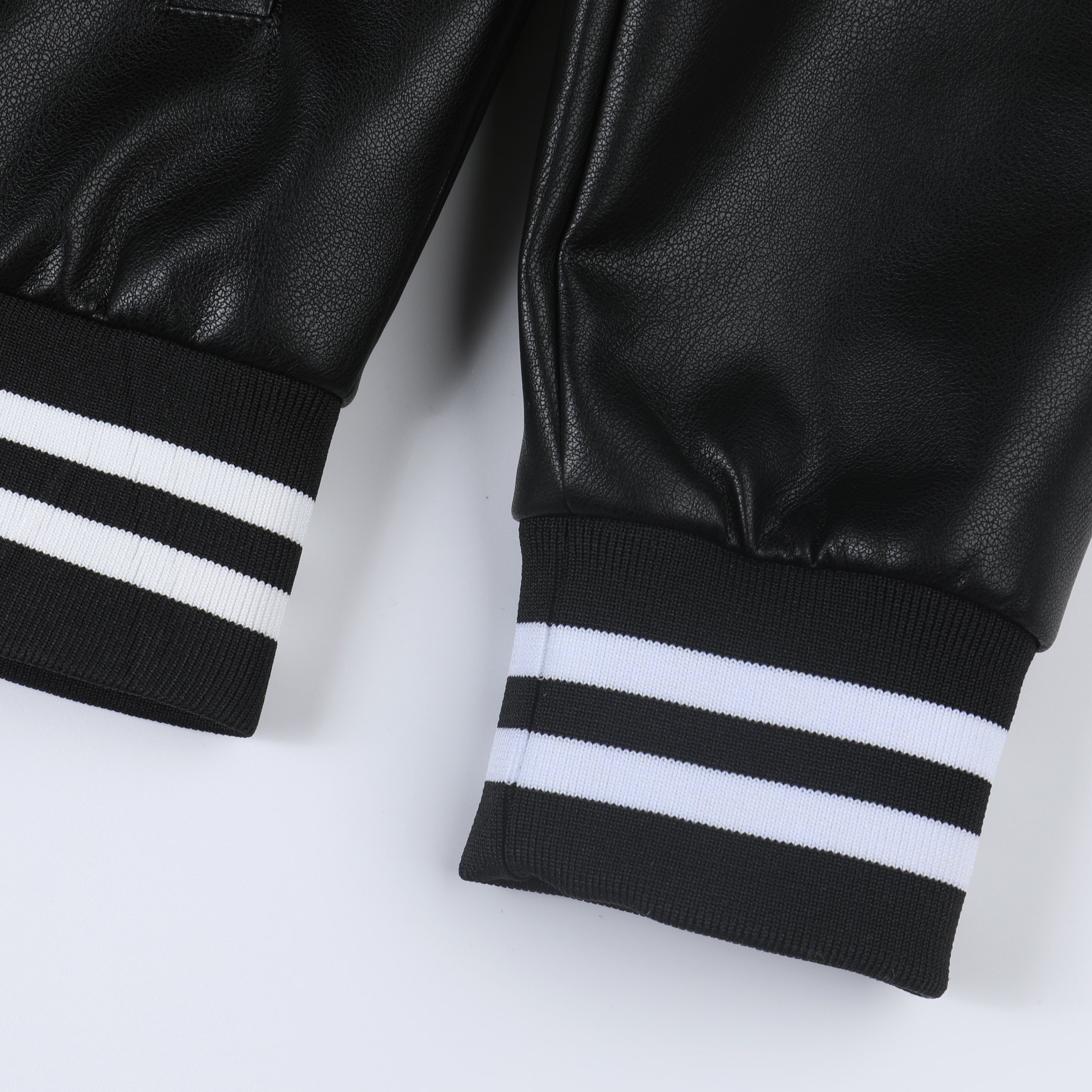 【CELINE 公式旗艦店】セリーヌ  ジャケット着好評に付き再入荷！