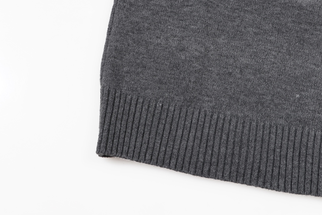 【CHROME HEARTS  公式旗艦店】クロムハーツ   セーター好評に付き再入荷！