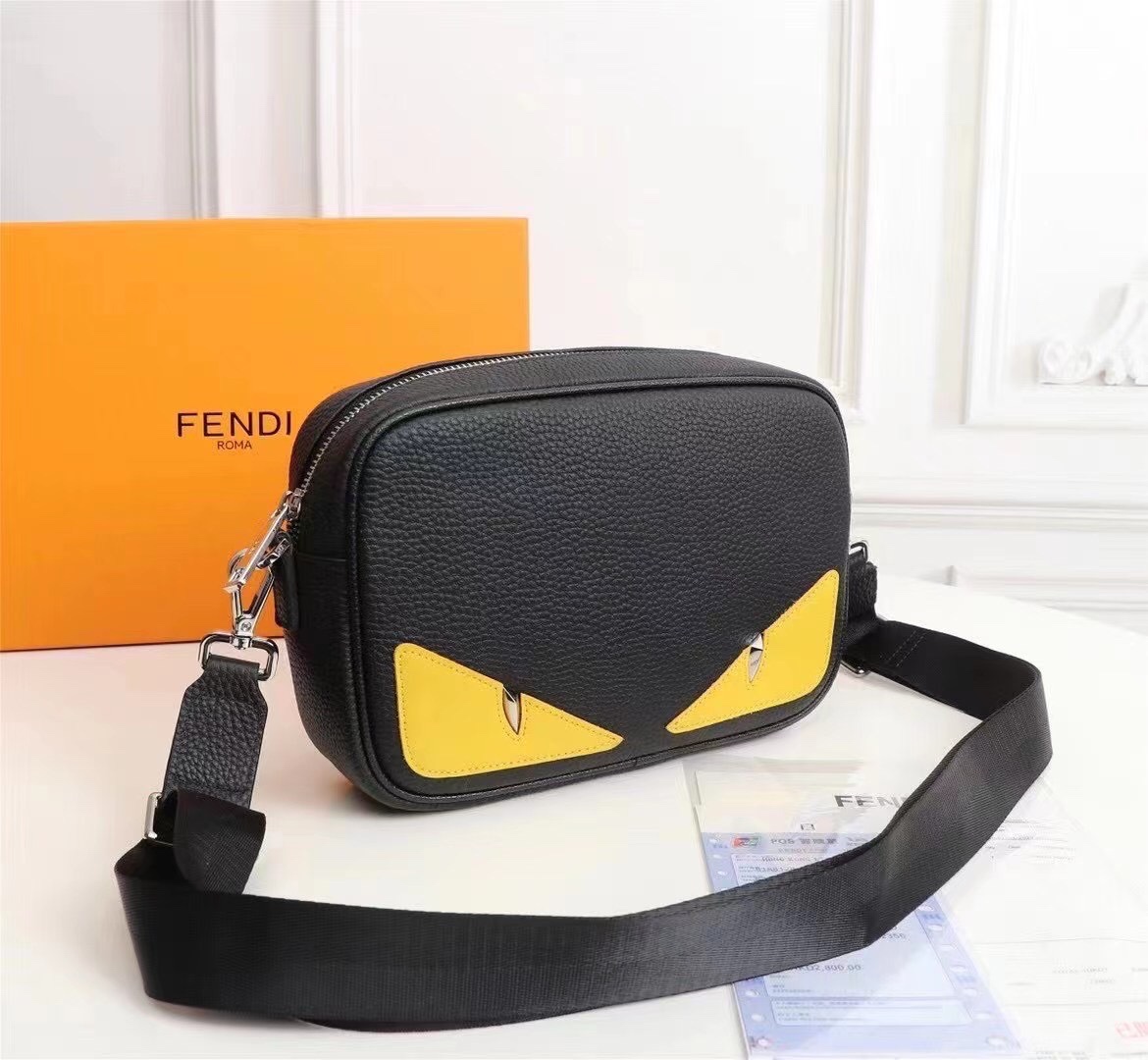 【FENDI  公式旗艦店】フェンディ クラッチバッグ当日出荷 好評に付き再入荷24*16*7CM