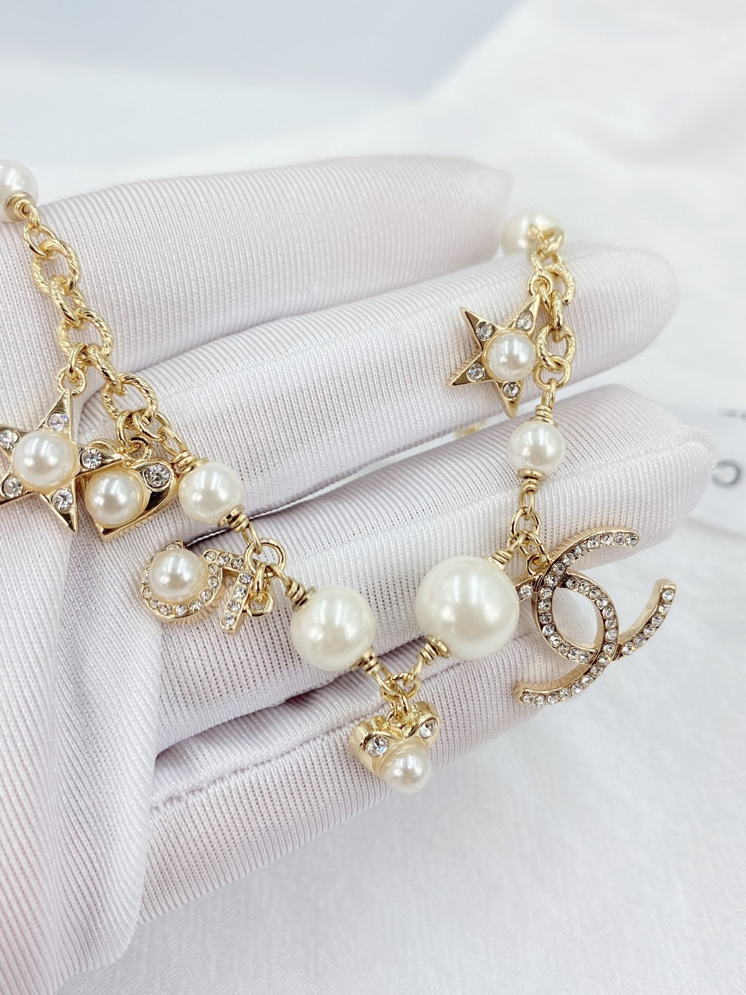 【CHANEL】ブレスレット、ファッションシンプルなスタイル