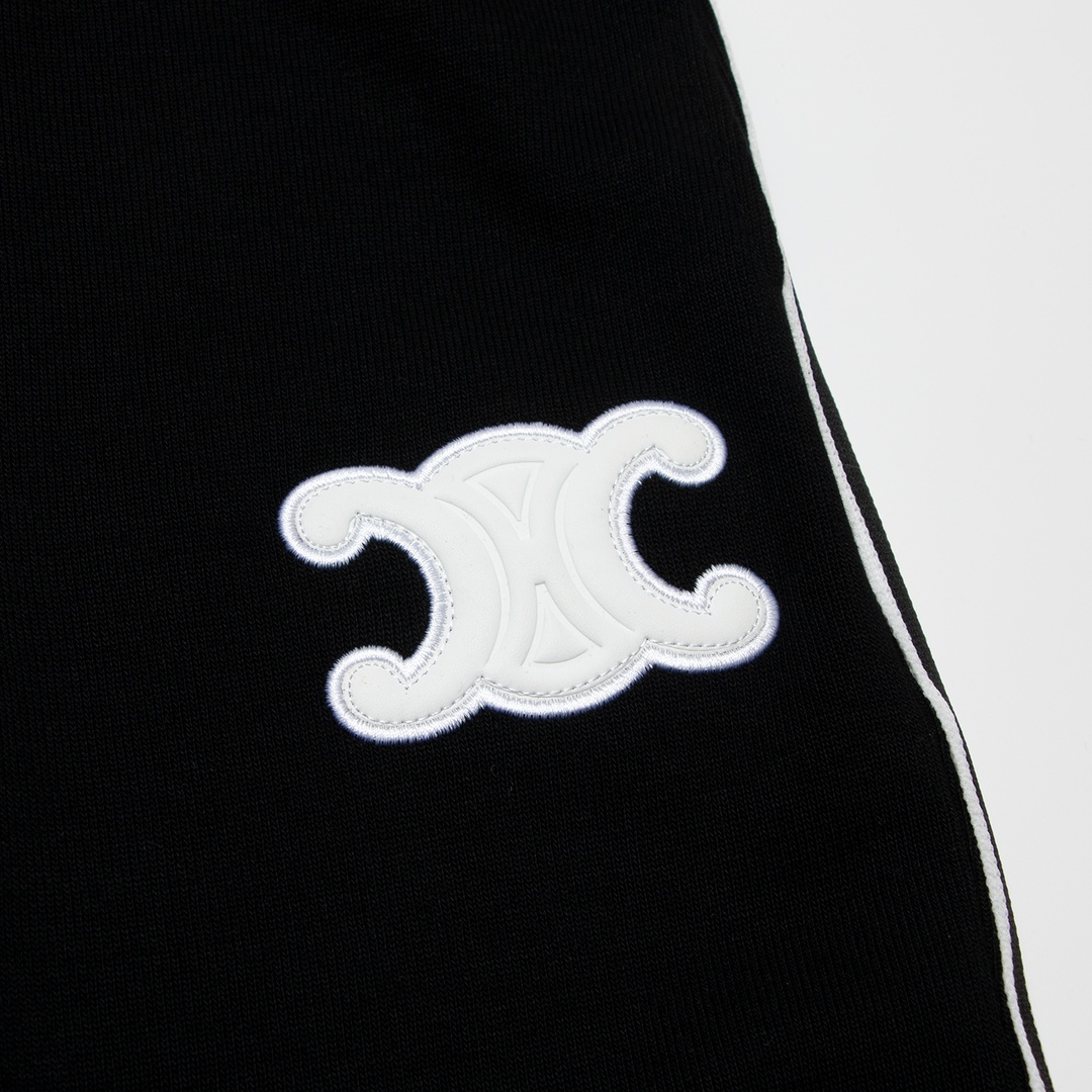 【CELINE 公式旗艦店】セリーヌ   ショートパンツ  ご好評に付き再入荷！