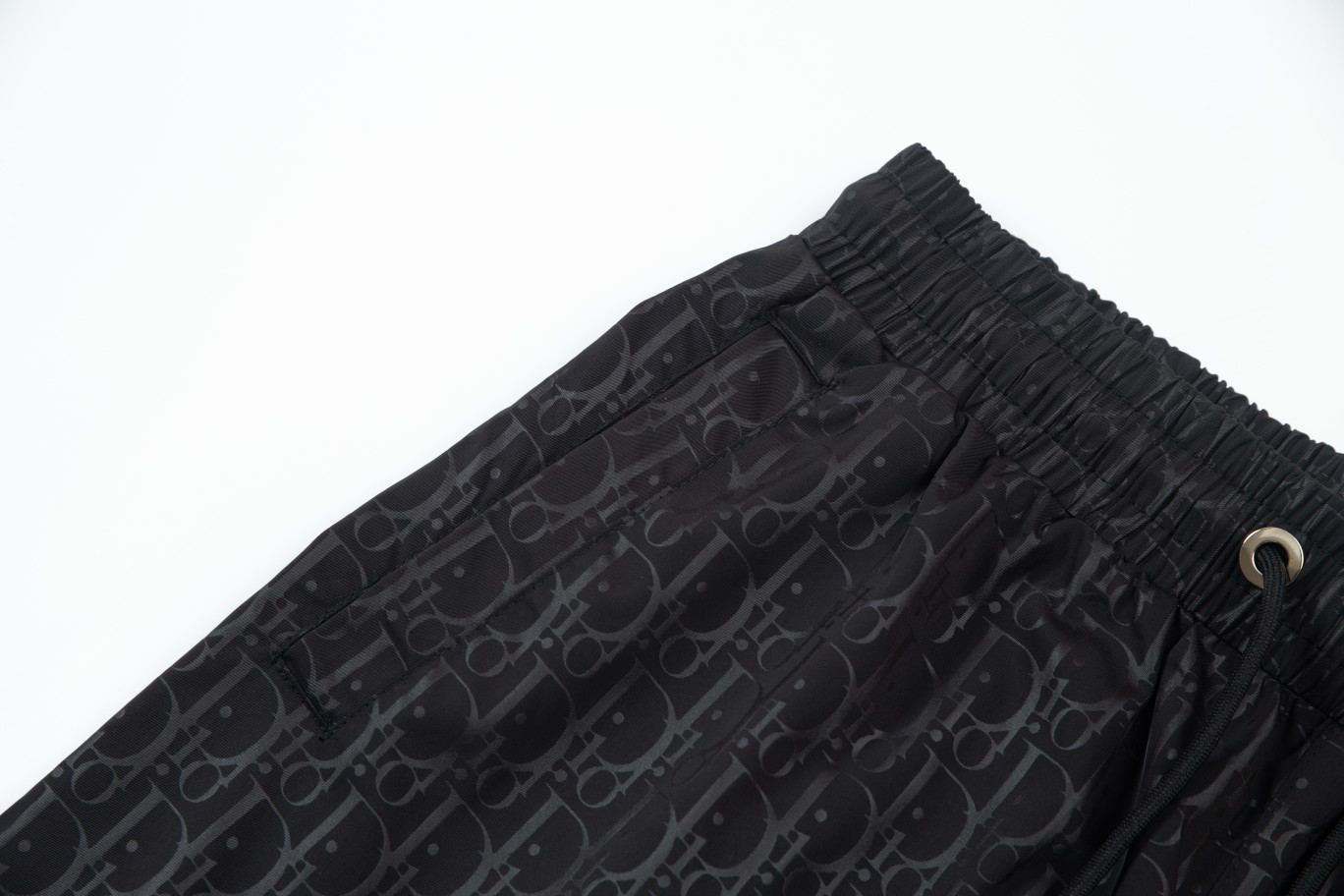 【DIOR  公式旗艦店】ディオール   ショートパンツ  ご好評に付き再入荷！