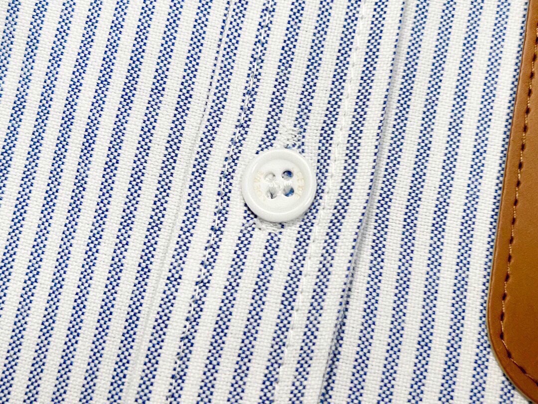 【LOEWE 公式旗艦店】 ロエベ  シャツ  ご好評に付き再入荷！