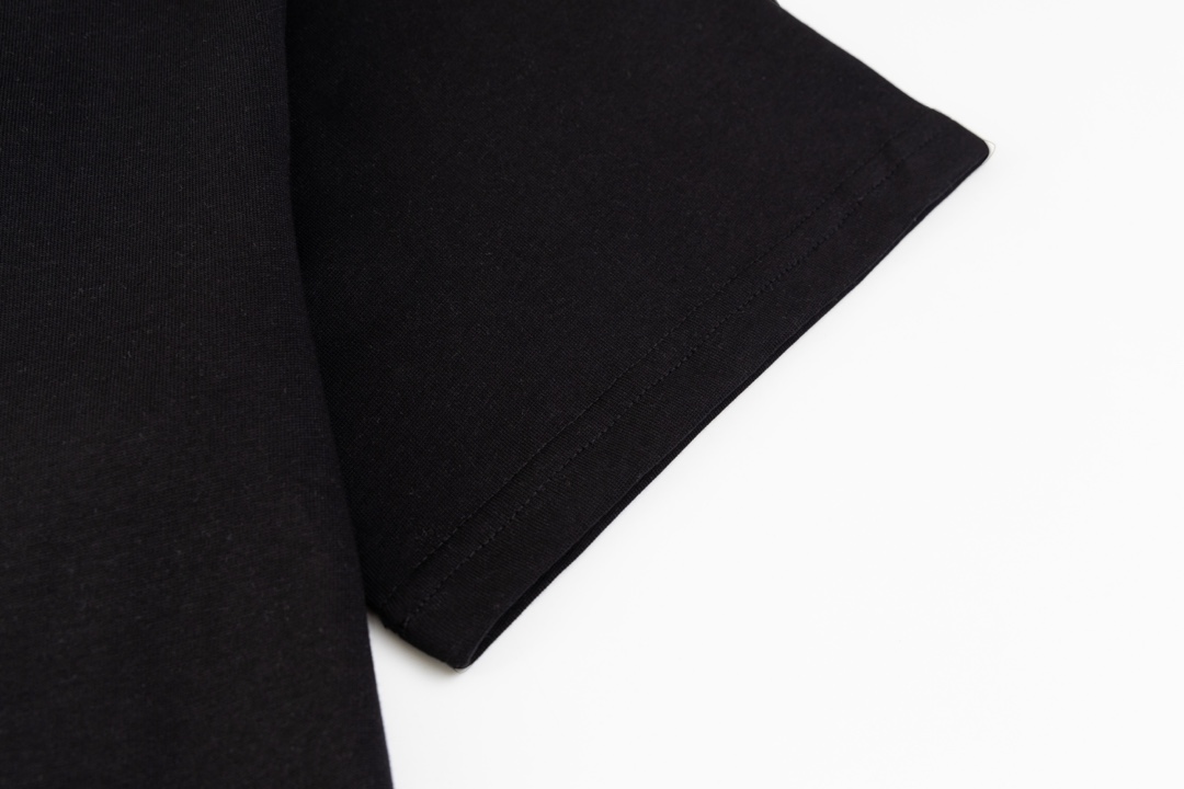 【CELINE 公式旗艦店】セリーヌ   Tシャツ ご好評に付き再入荷！